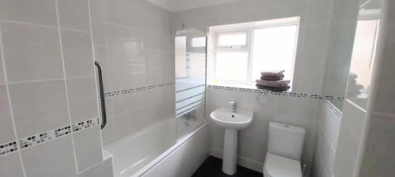 Willow Cottage Northallerton, 1 Bedroom, Cosy Stopover, Dogs Free Thornton-le-Beans 0*,  Velká Británie
